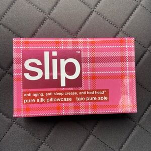 LAST ONE!  Slip Fuchsia Silk Pillowcase